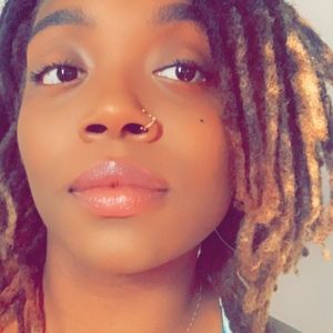 Meet your Posher, Talitha